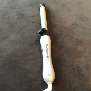 Beachwaver hair curler